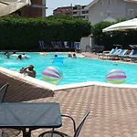 Hotel Marinella
