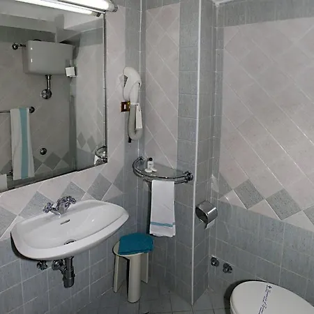 Marinella 4* Pizzo (Calabria)