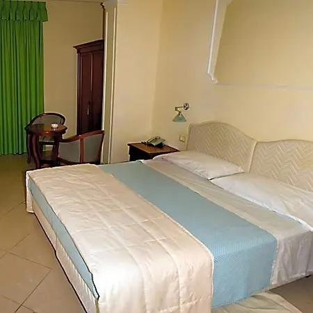 Hotel Marinella Pizzo (Calabria)