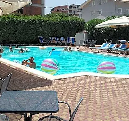 Hotel Marinella 4*